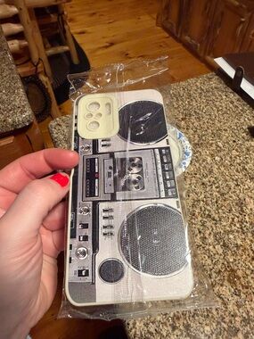 Retro Boombox Graphic Phone Case - Beige